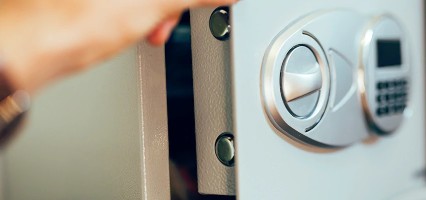 Fingerprint Safe Openers in Home Gardens, CA
